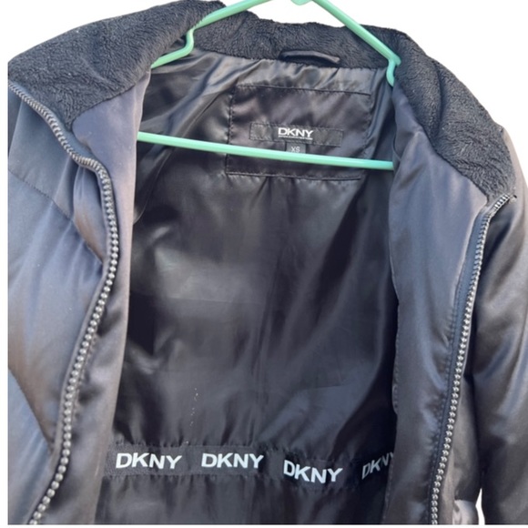 DKNY Down Puffer Jacket Waterfowl Coat Long Winter Coat Long puffer Jacket - Picture 3 of 14